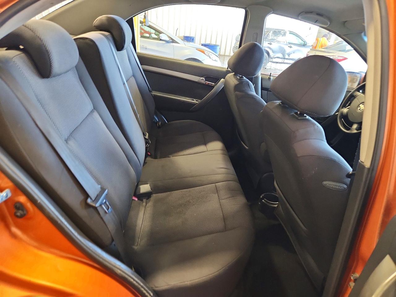 Chevrolet Aveo Base