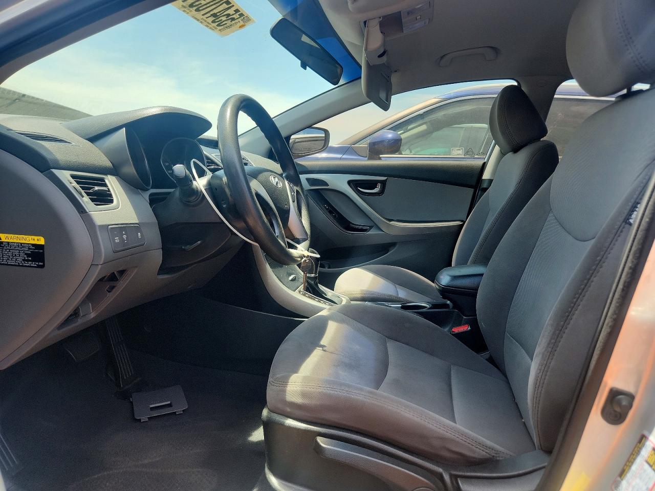 Hyundai ELANTRA Se