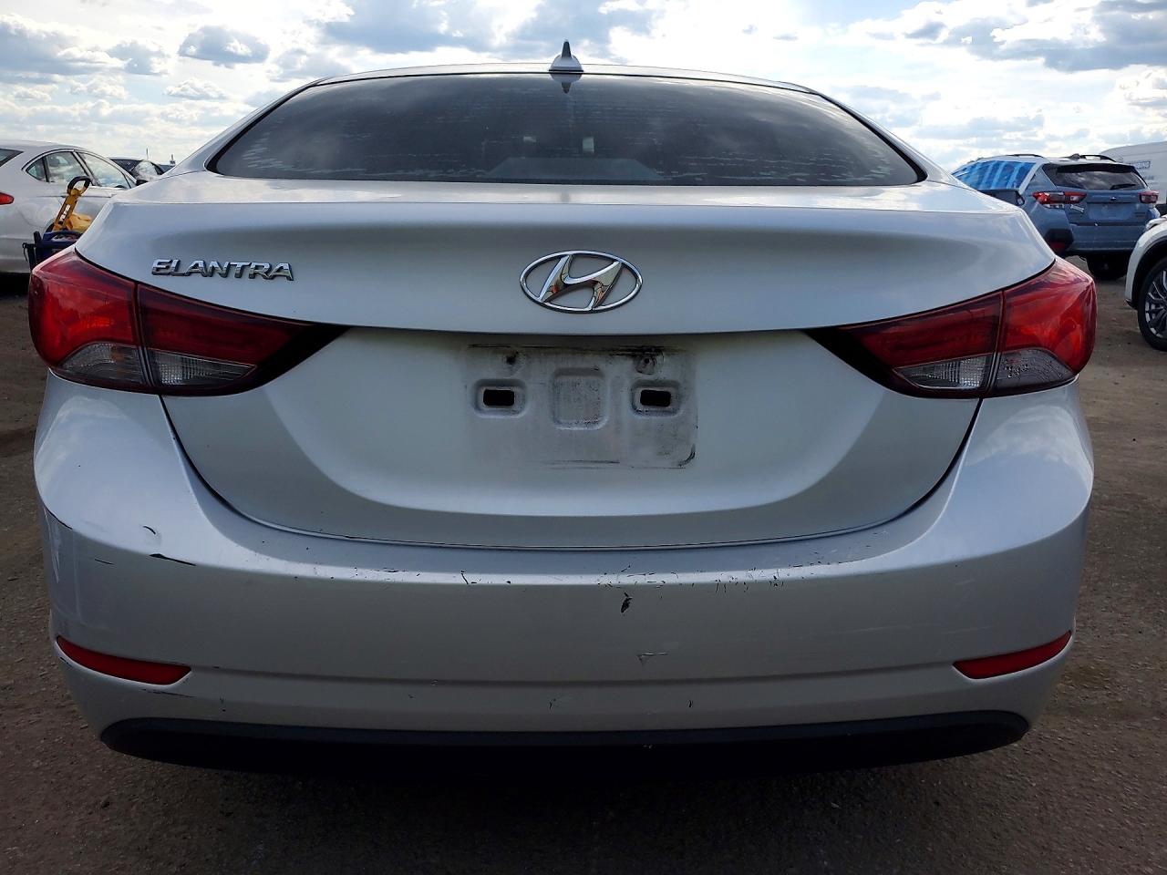 Hyundai ELANTRA Se