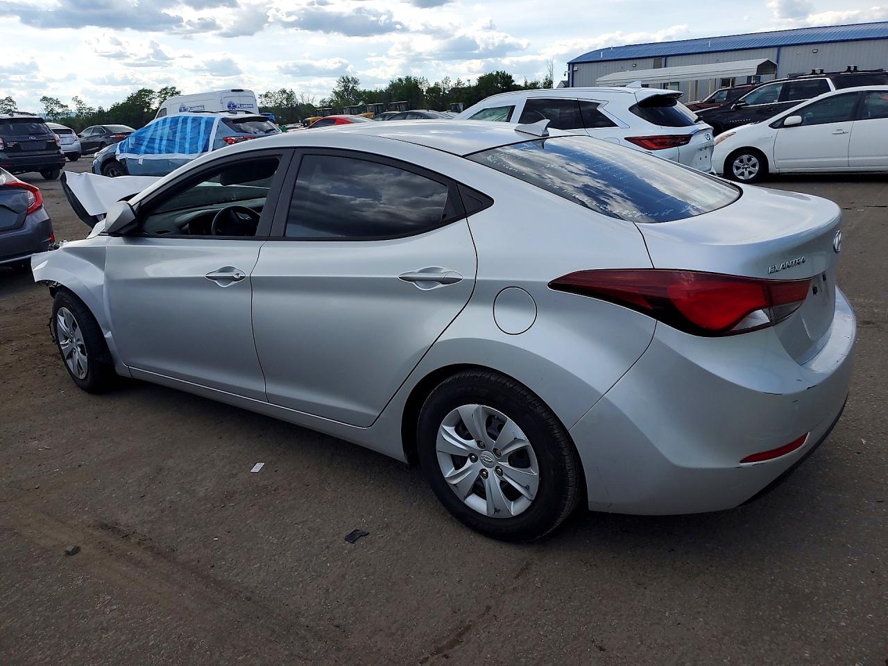 Hyundai ELANTRA Se