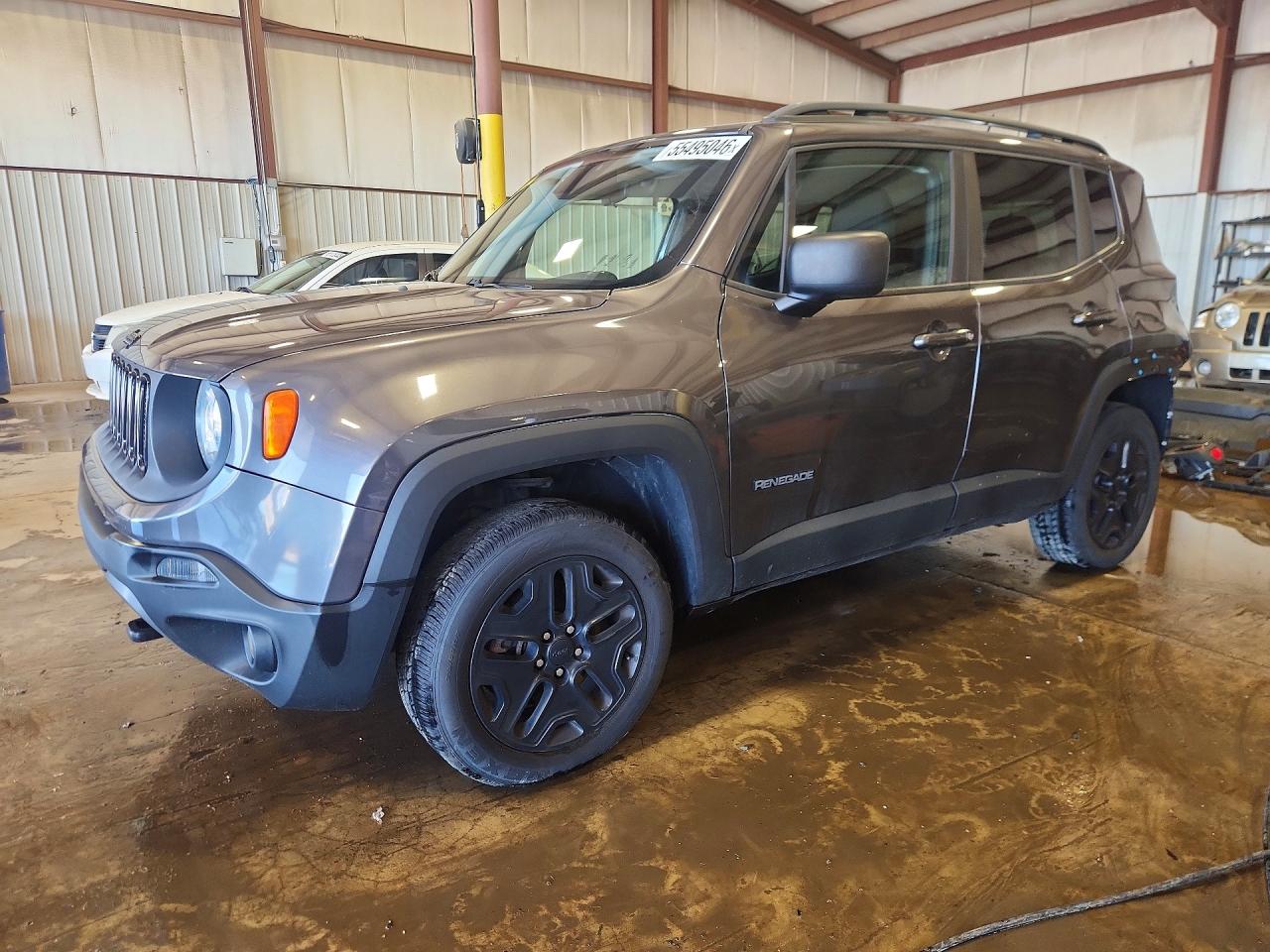 Salvage Jeep Renegade Image