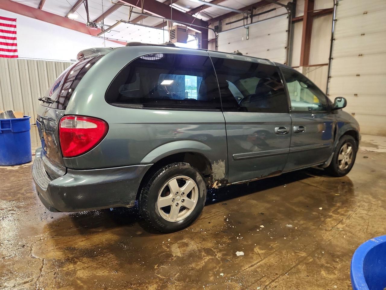 Dodge Caravan Sxt