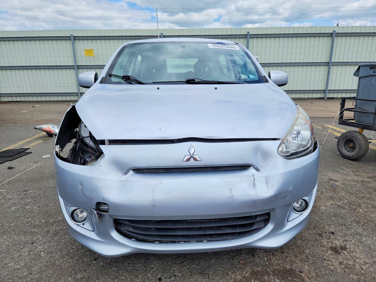 Mitsubishi Mirage Es
