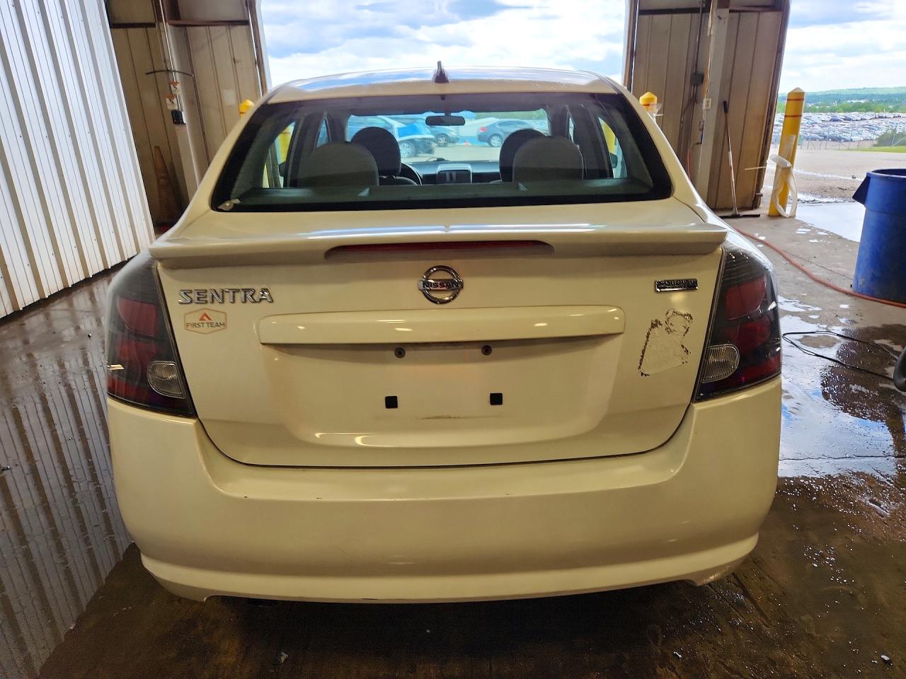 Nissan Sentra 2.0