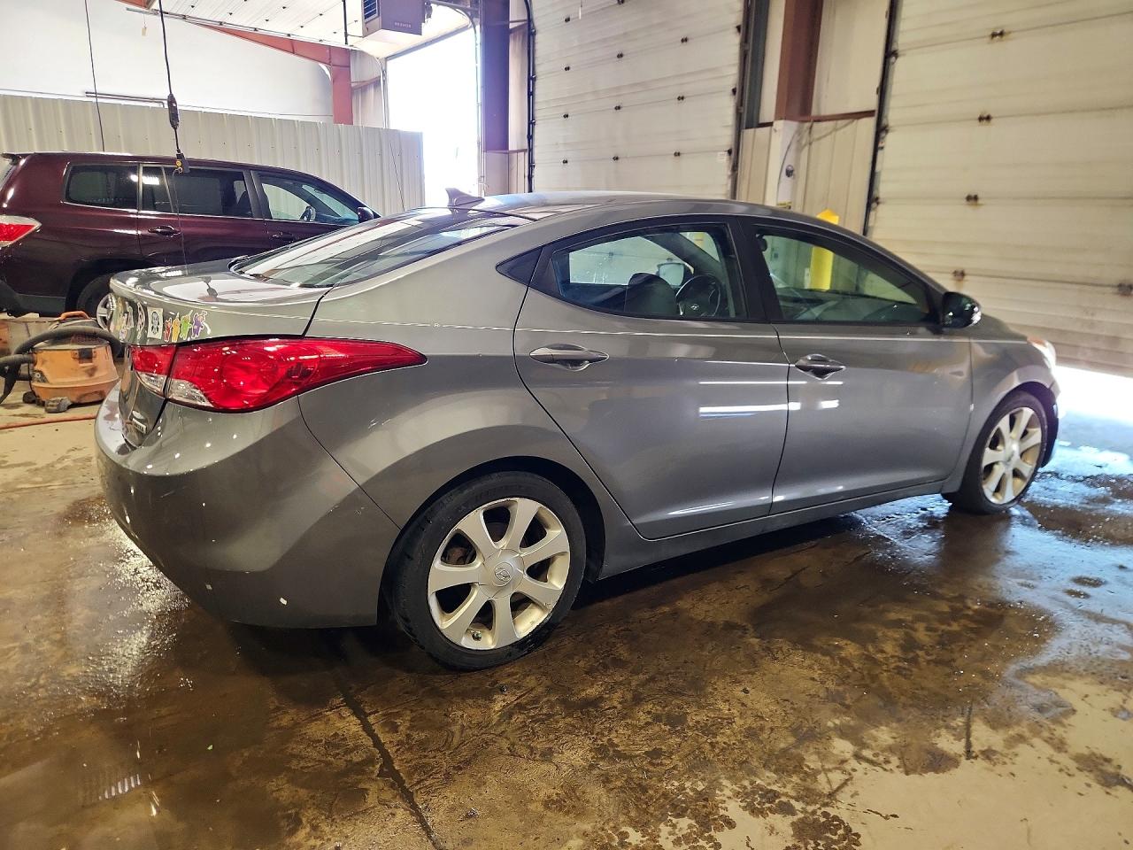 Hyundai ELANTRA Limited