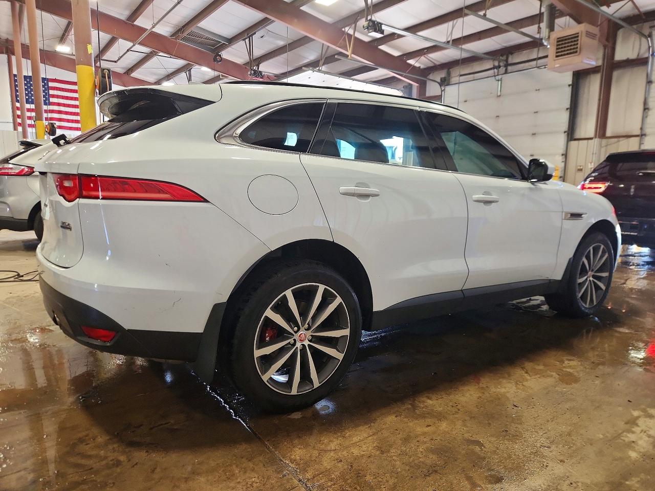 Jaguar F-PACE Prestige