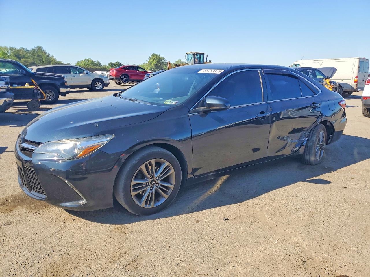 Salvage Toyota Camry Image