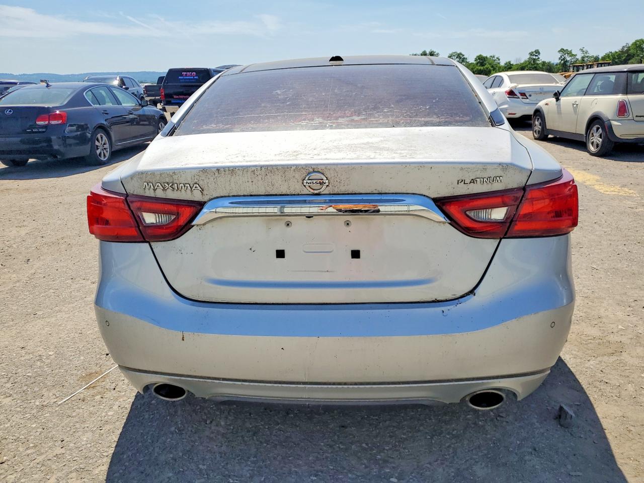 Nissan Maxima Platinum