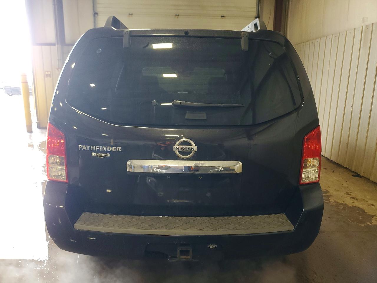 Nissan Pathfinder S