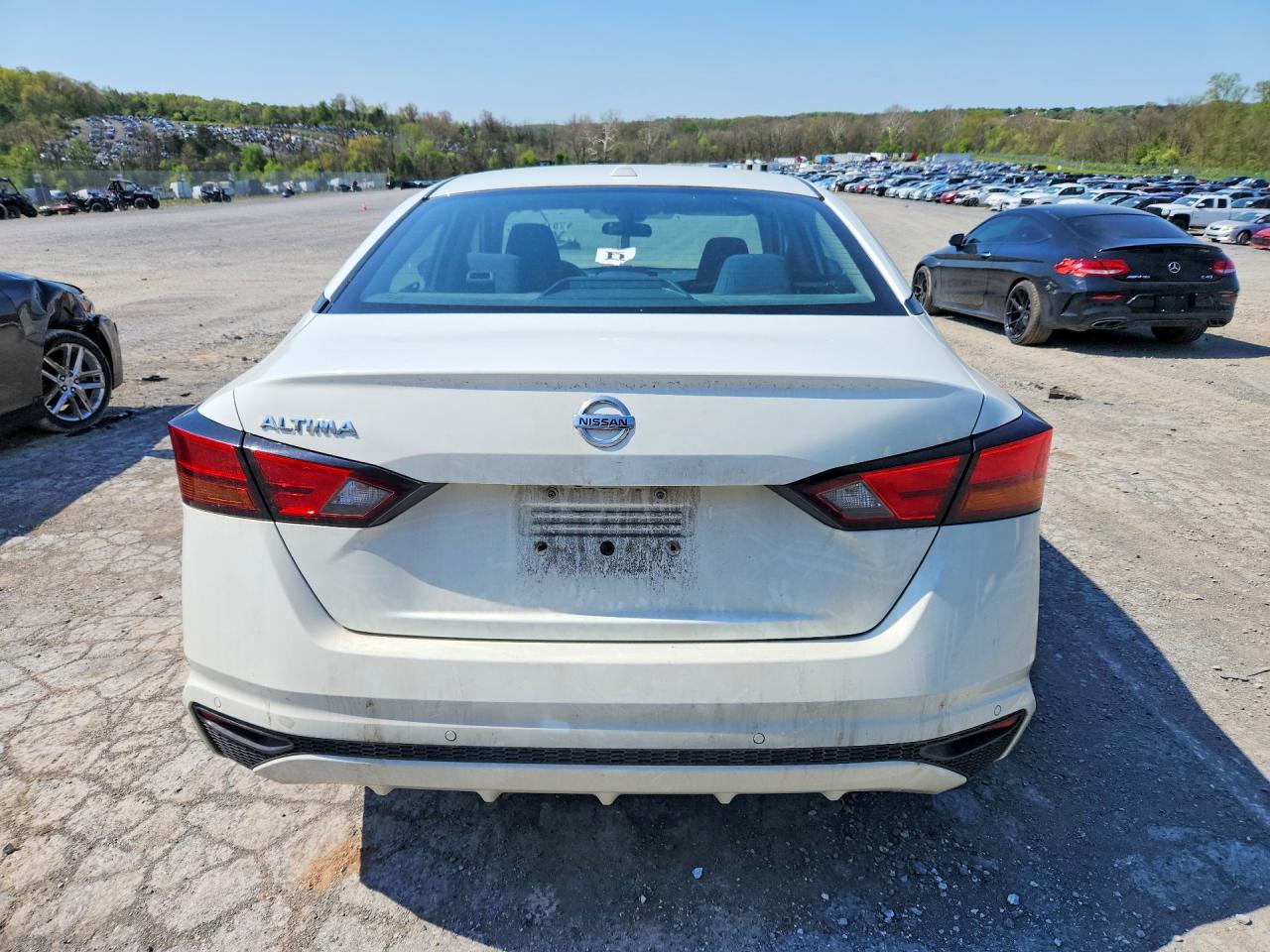 Nissan Altima S