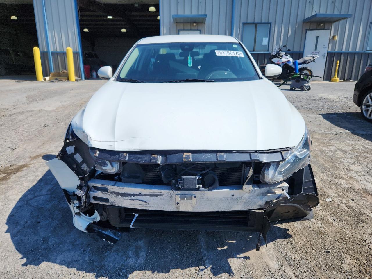 Nissan Altima S