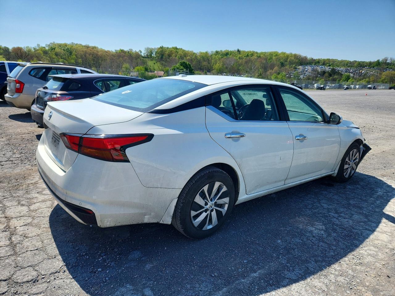 Nissan Altima S