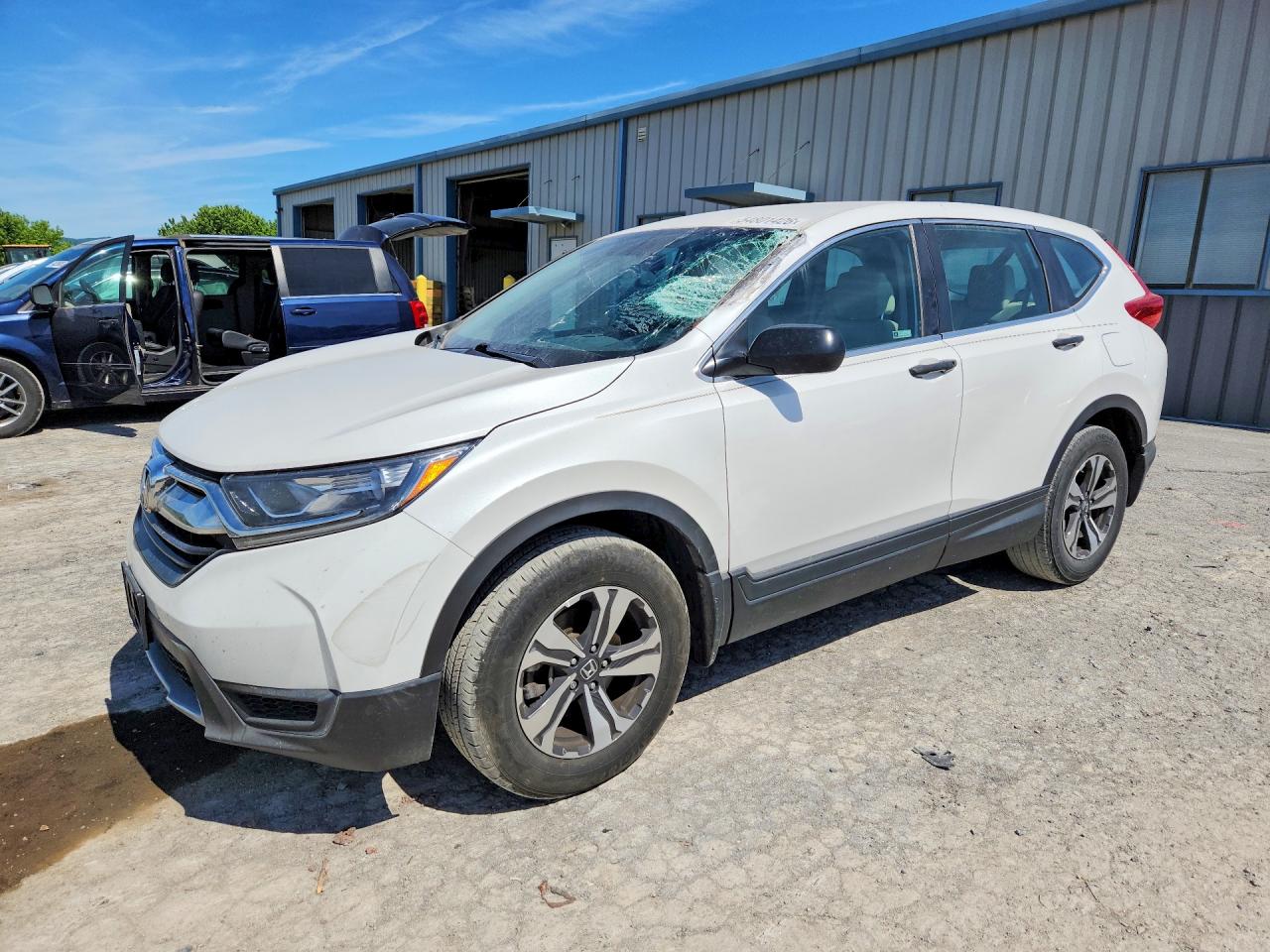 Salvage Honda Crv Image