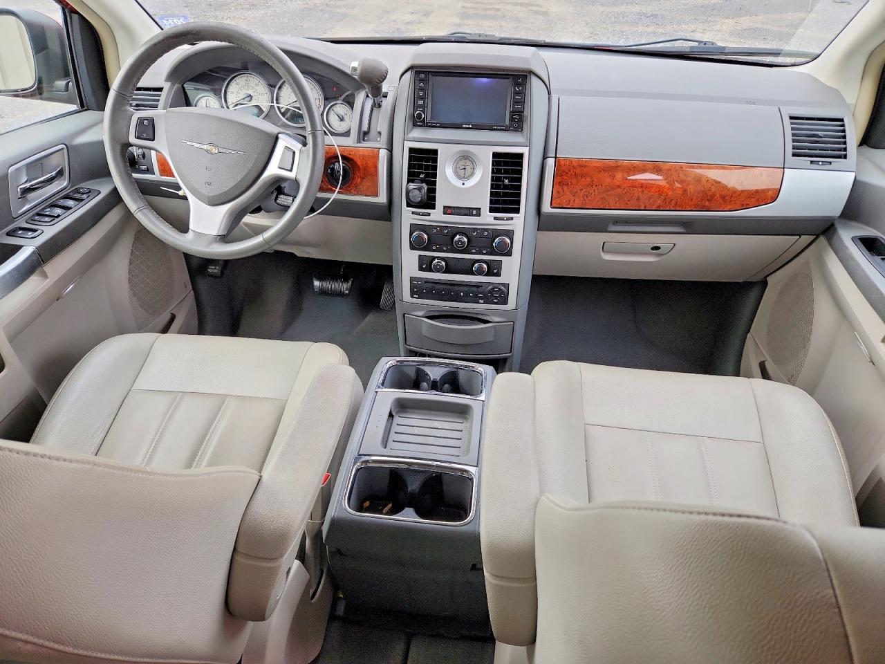 Chrysler Minivan Touring
