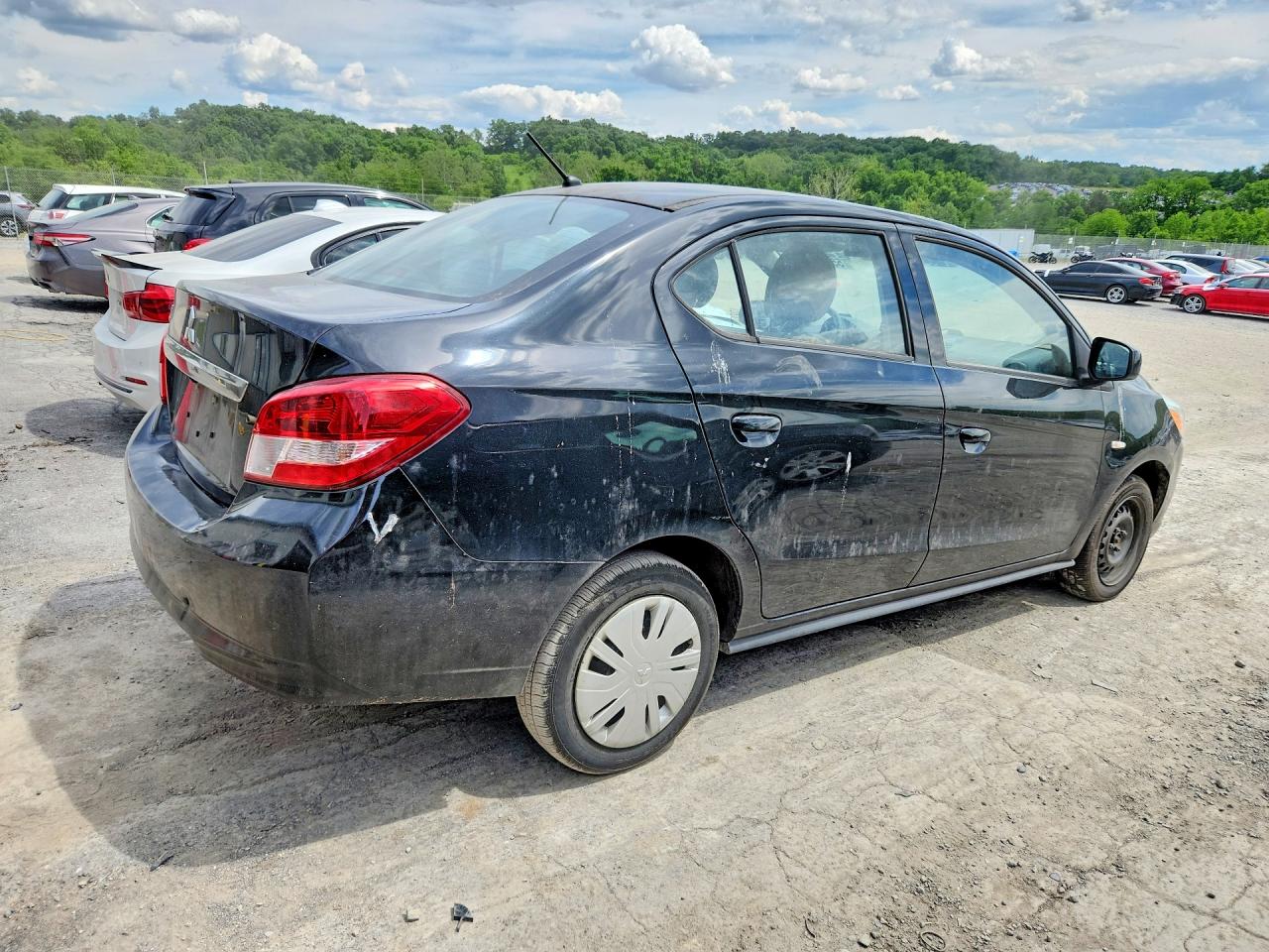 Mitsubishi Mirage G4 Es