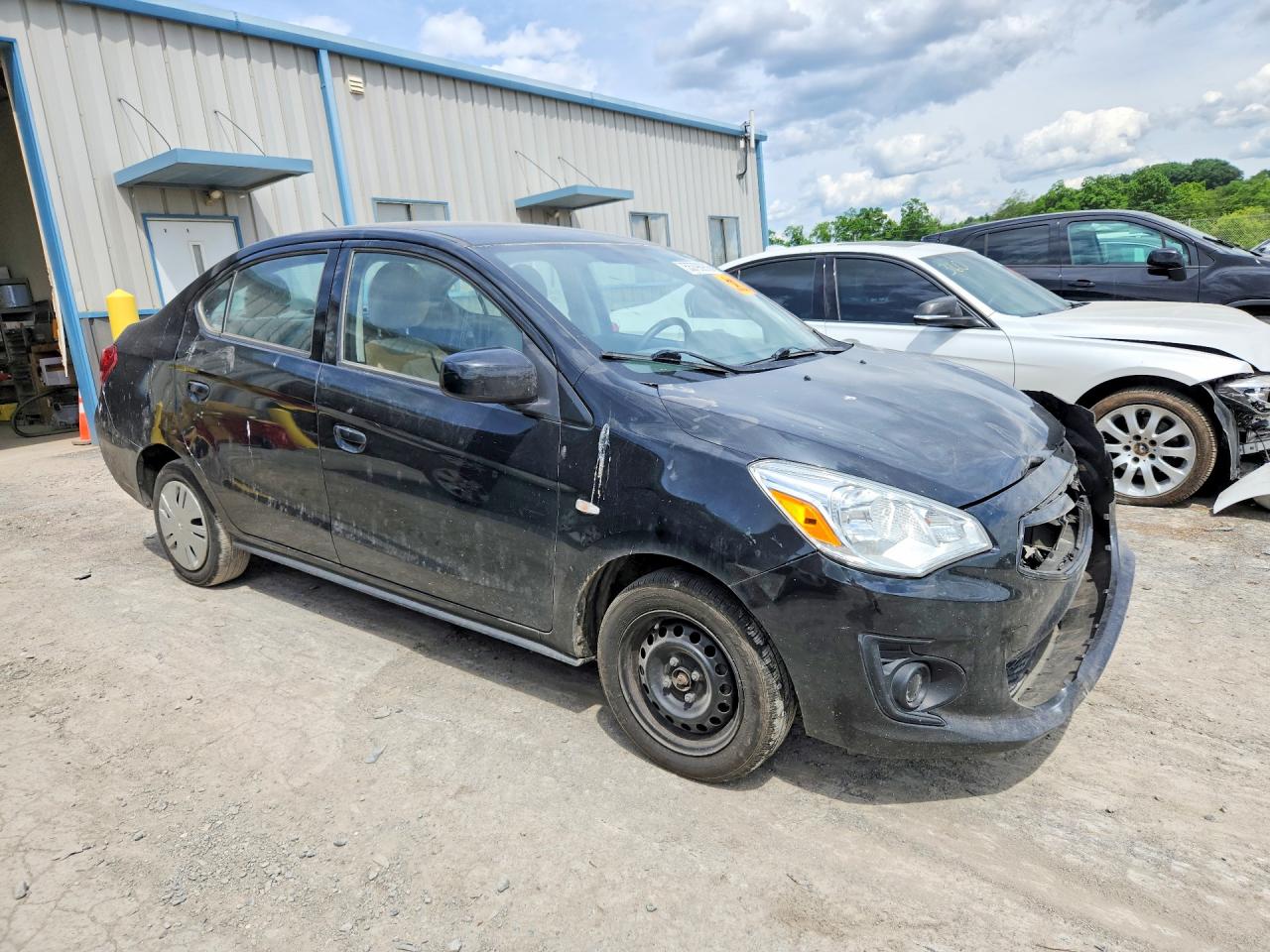 Mitsubishi Mirage G4 Es