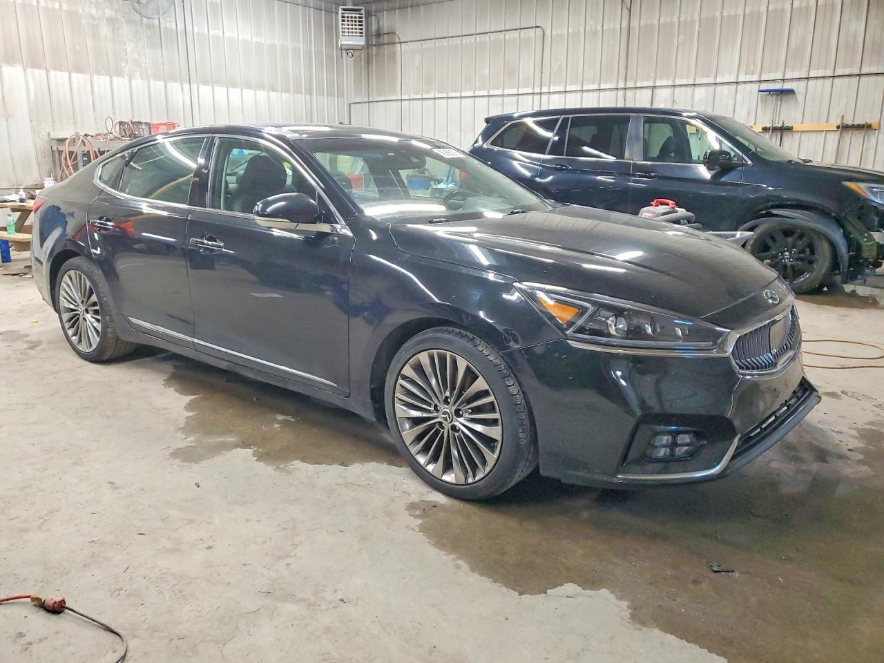 Kia Cadenza Limited