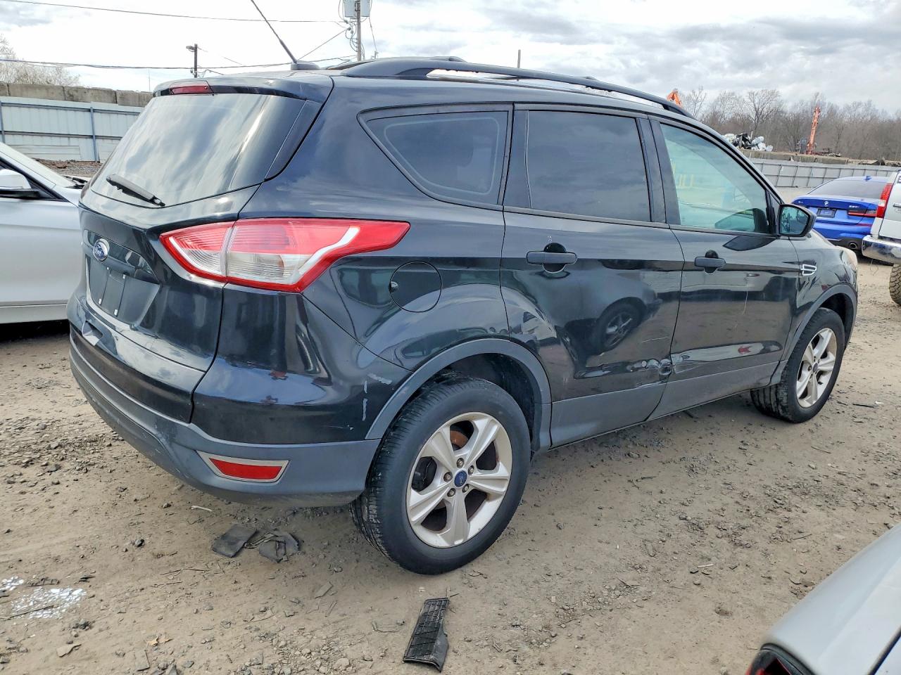 Ford Escape S
