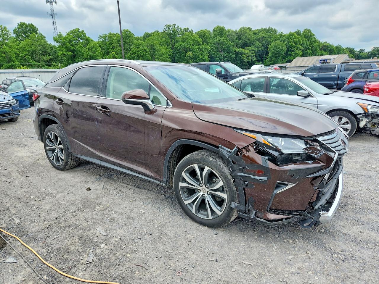 Lexus RX Base