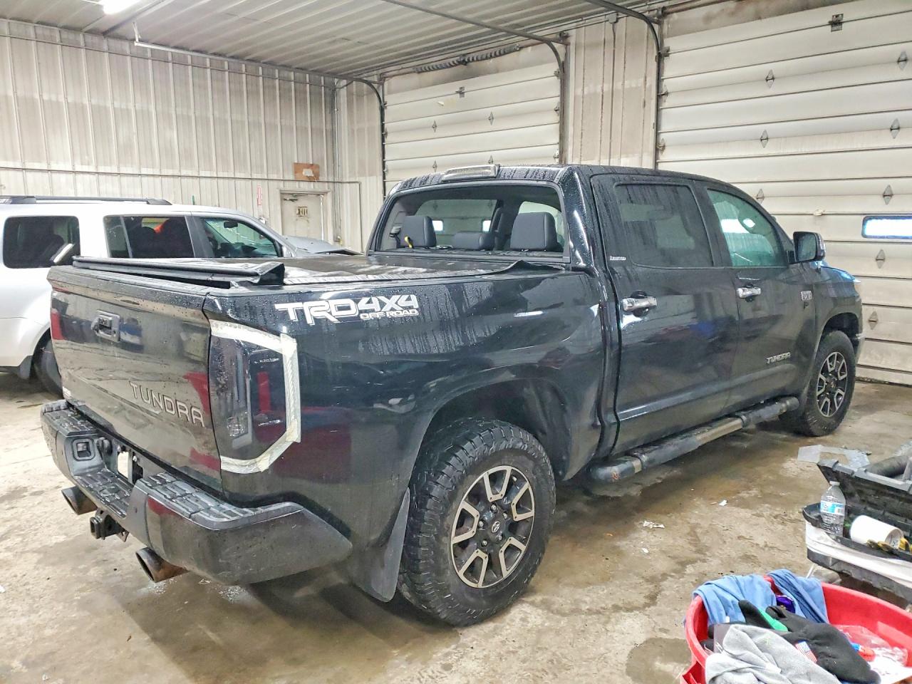 Toyota Tundra Limited