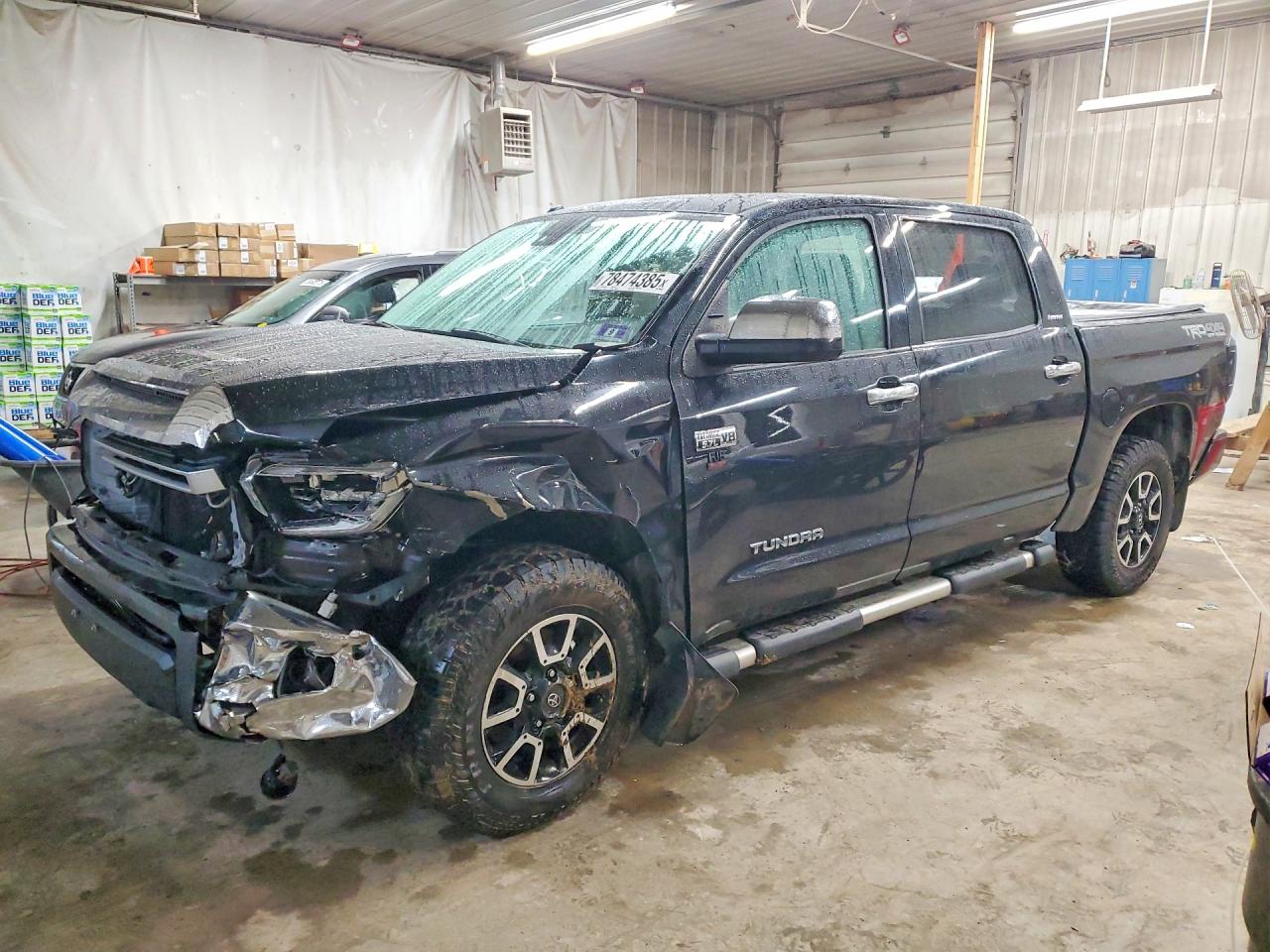 Salvage Toyota Tundra Image