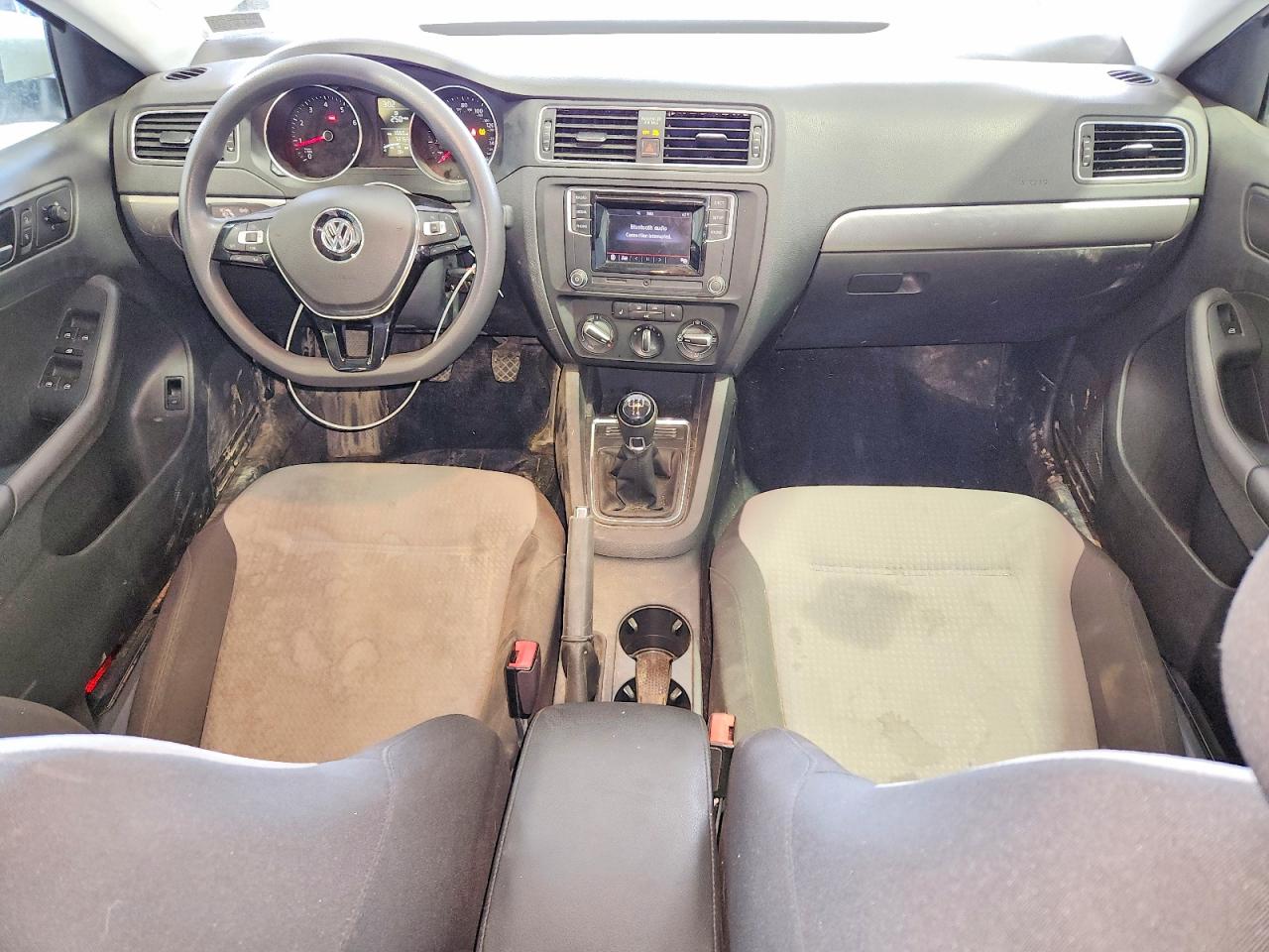 Volkswagen Jetta S