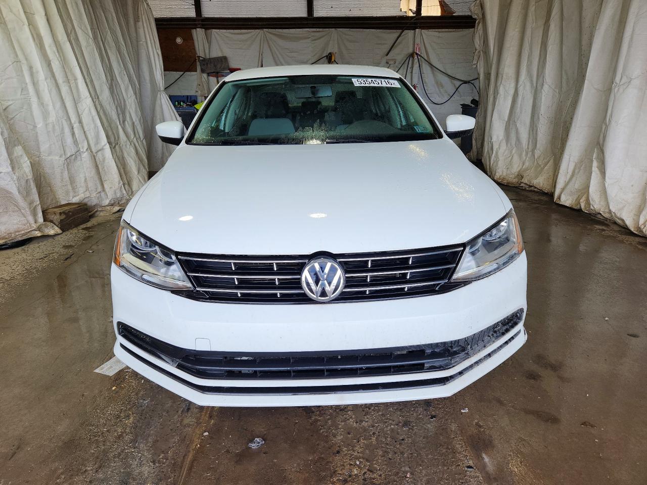 Volkswagen Jetta S