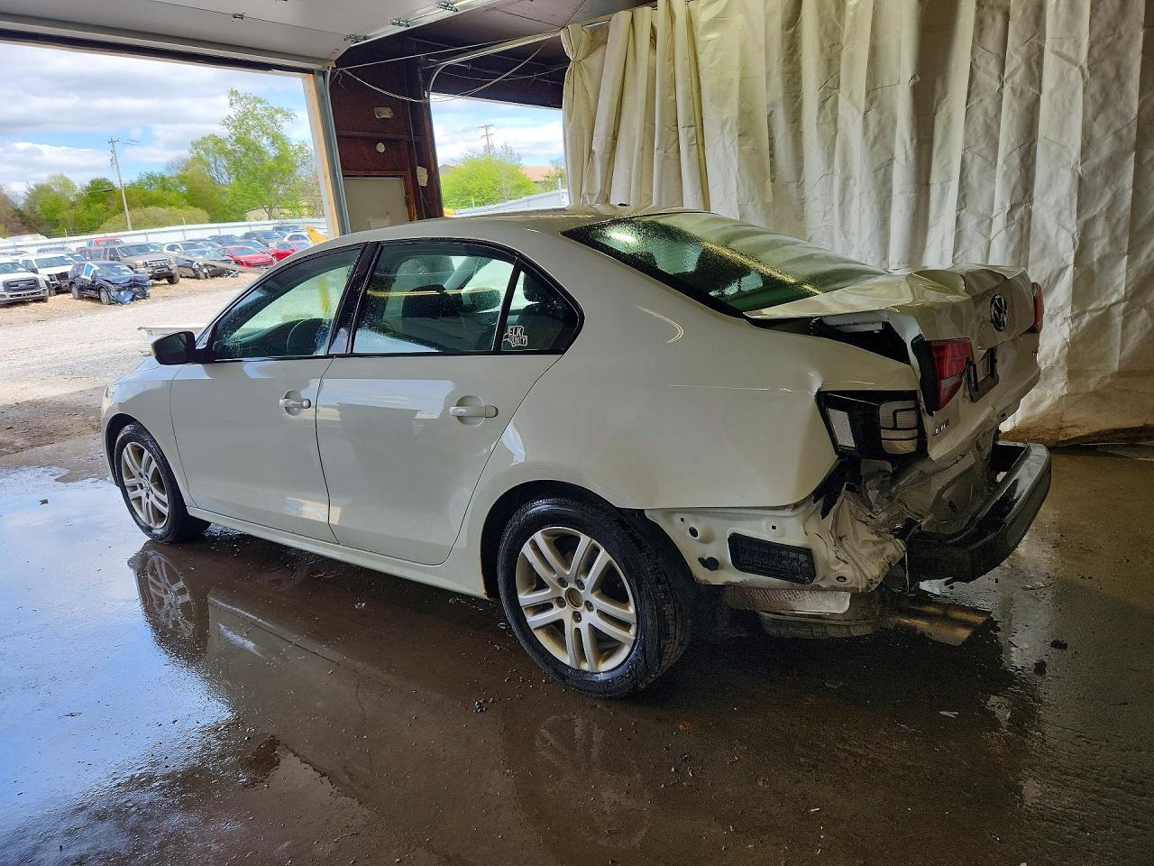 Volkswagen Jetta S