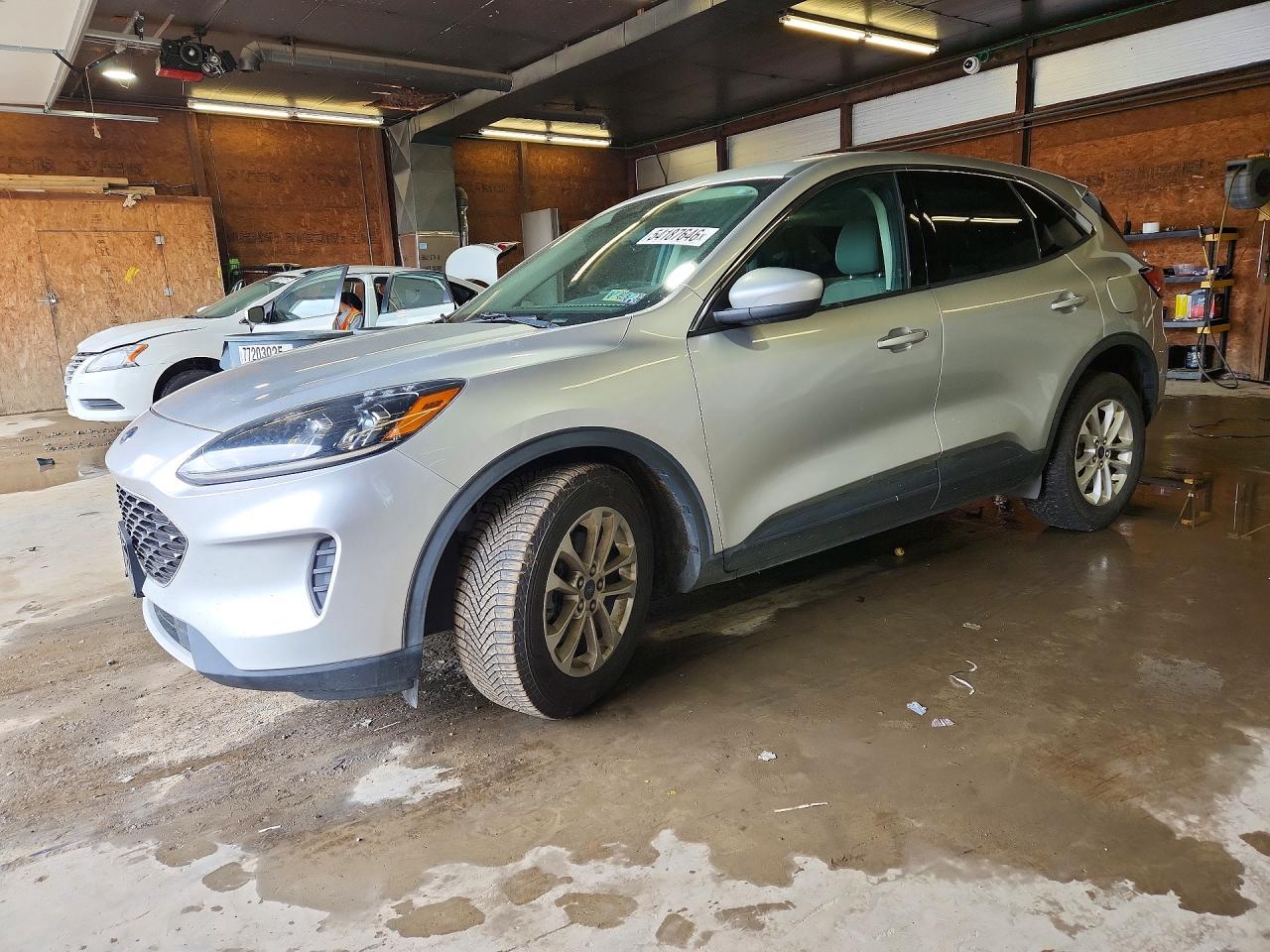Salvage Ford Escape Image