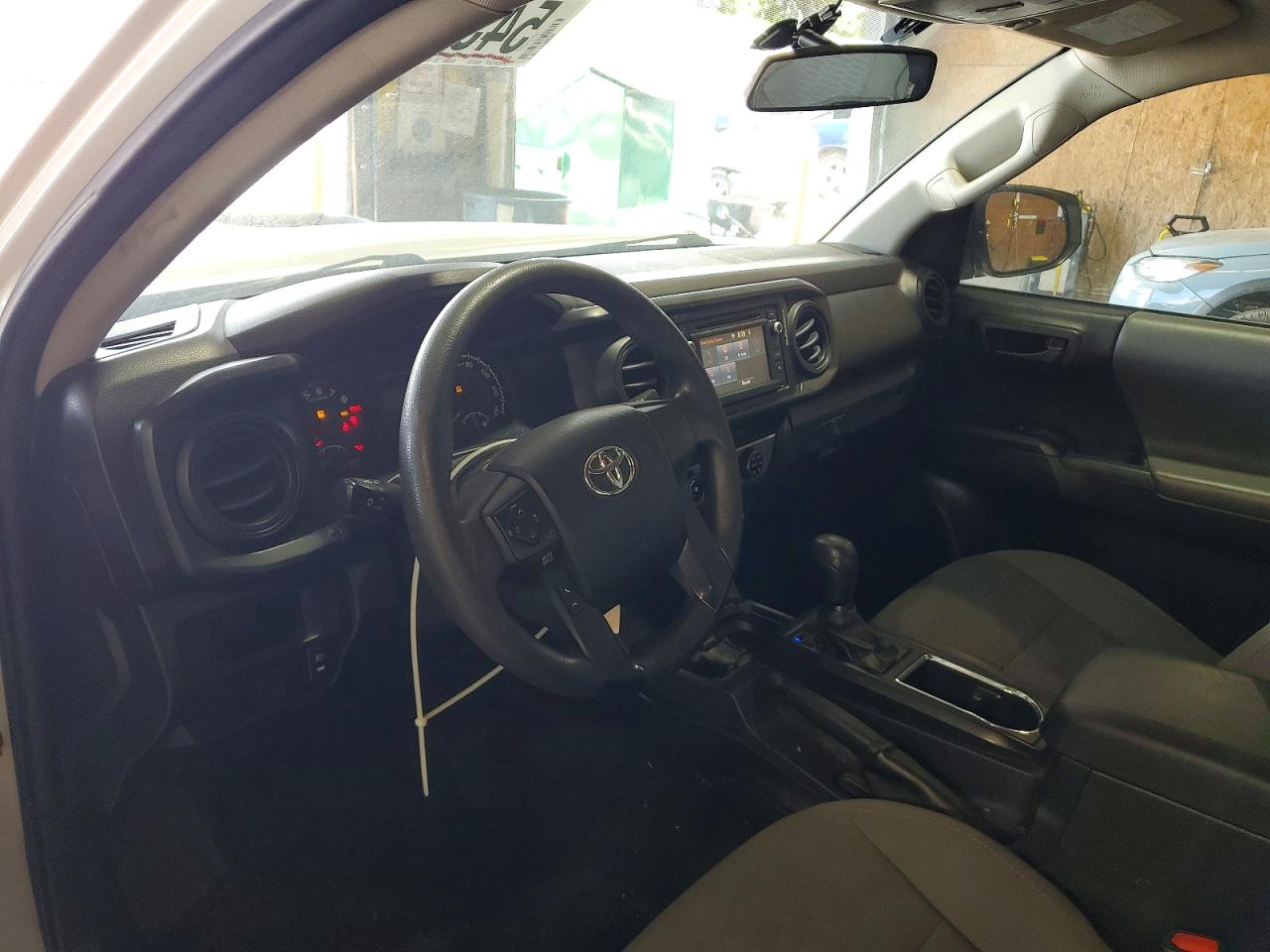 Toyota Tacoma Sr
