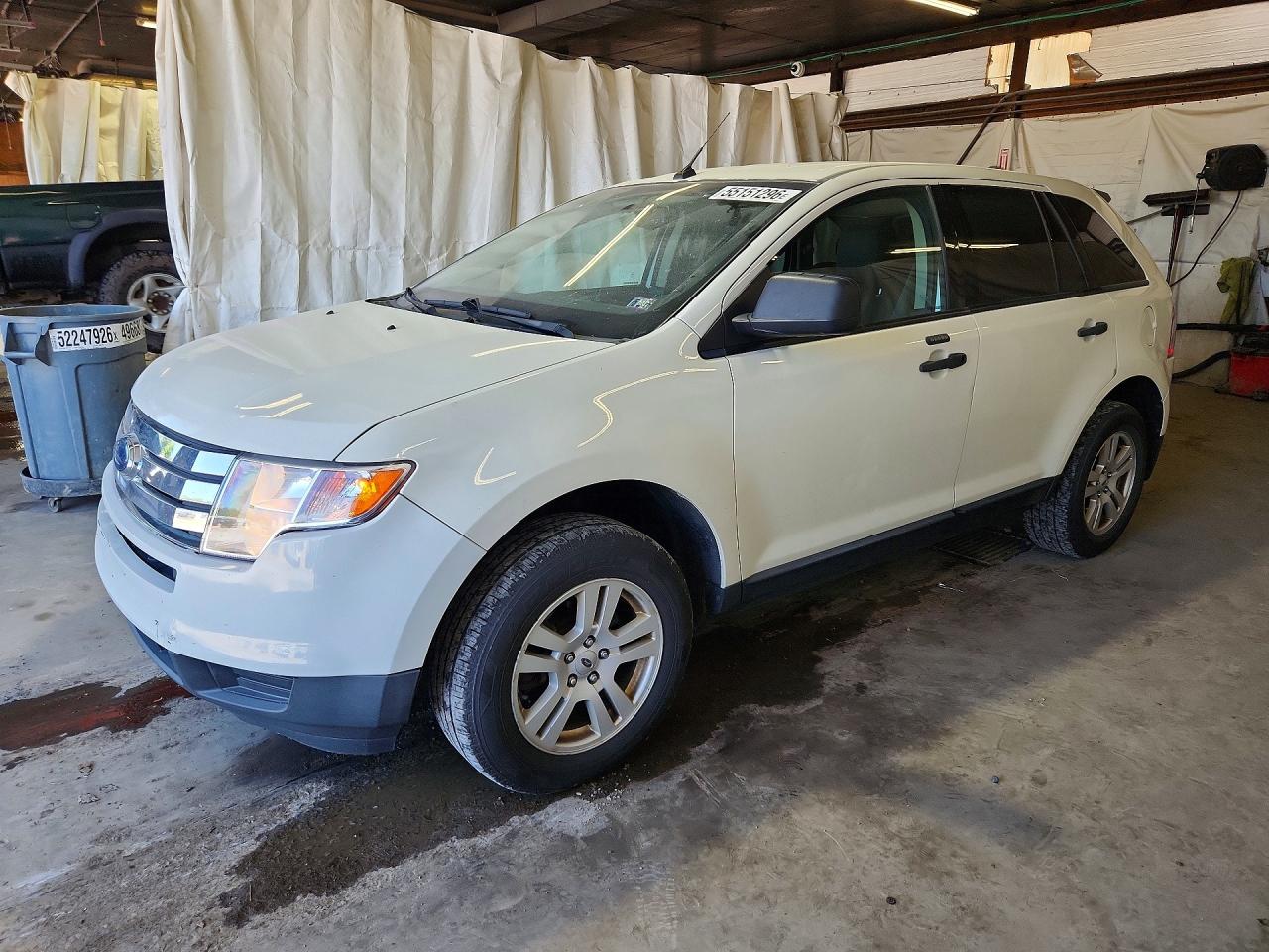 Salvage Ford Edge Image