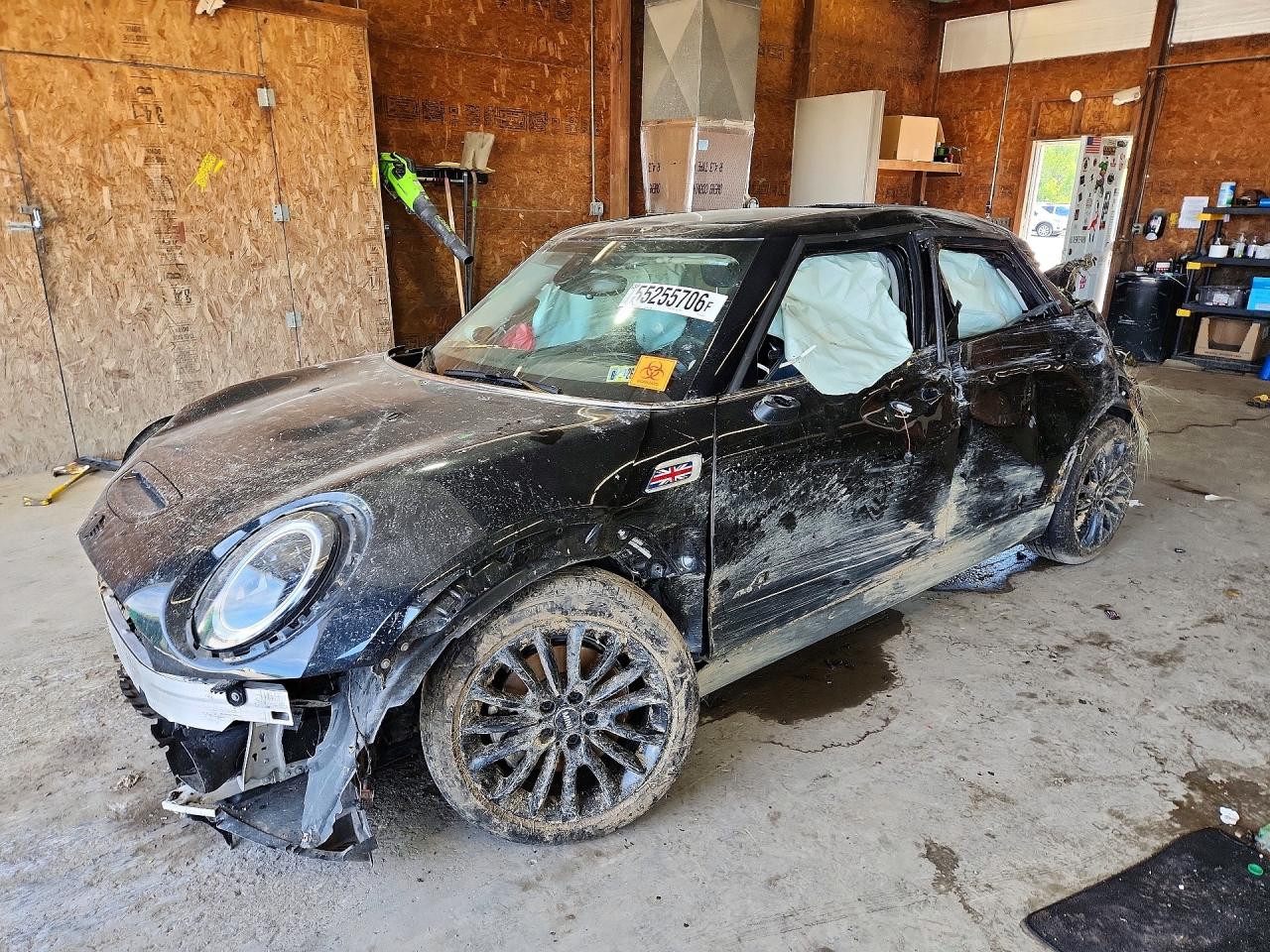 Salvage MINI Cooper Image