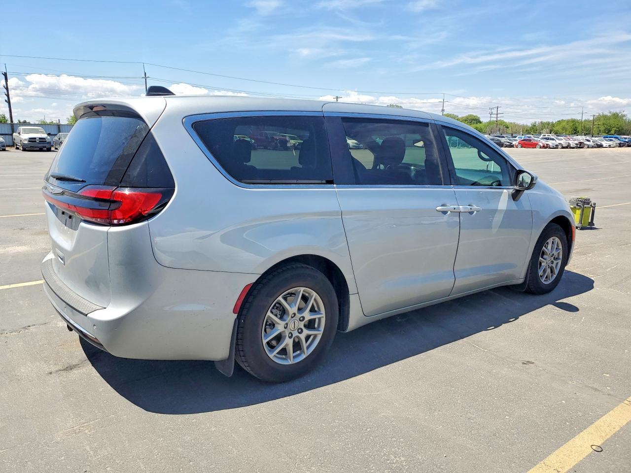Chrysler Pacifica Touring