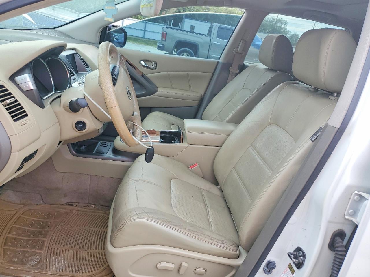 Nissan Murano S