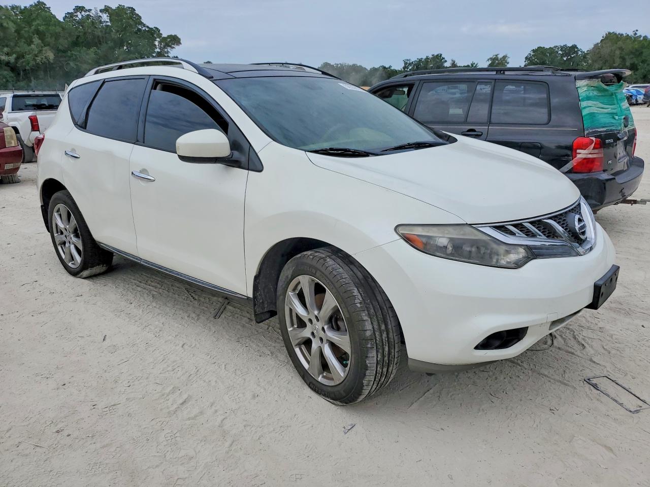 Nissan Murano S