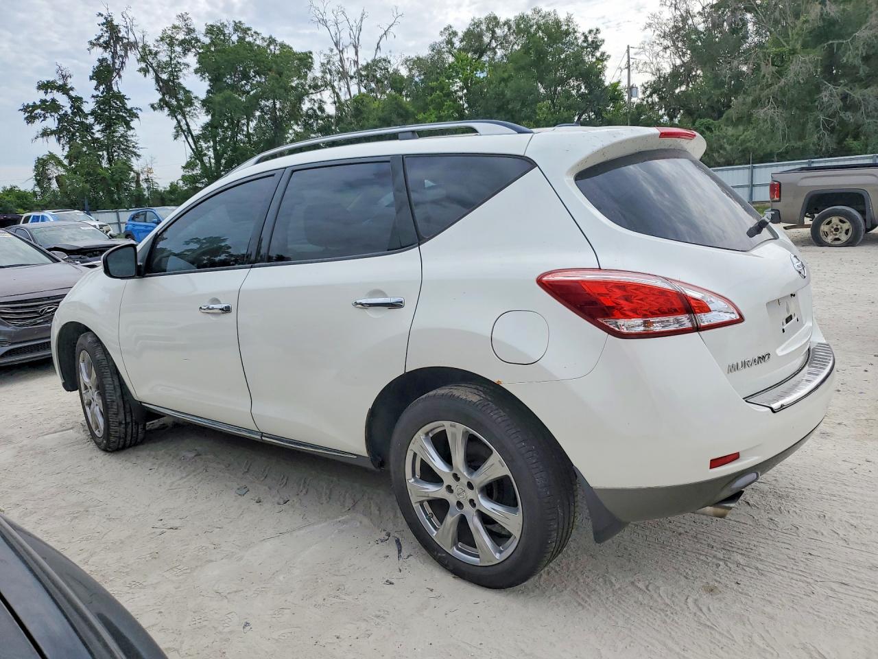 Nissan Murano S