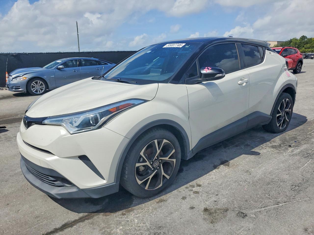 Salvage Toyota C-HR Image