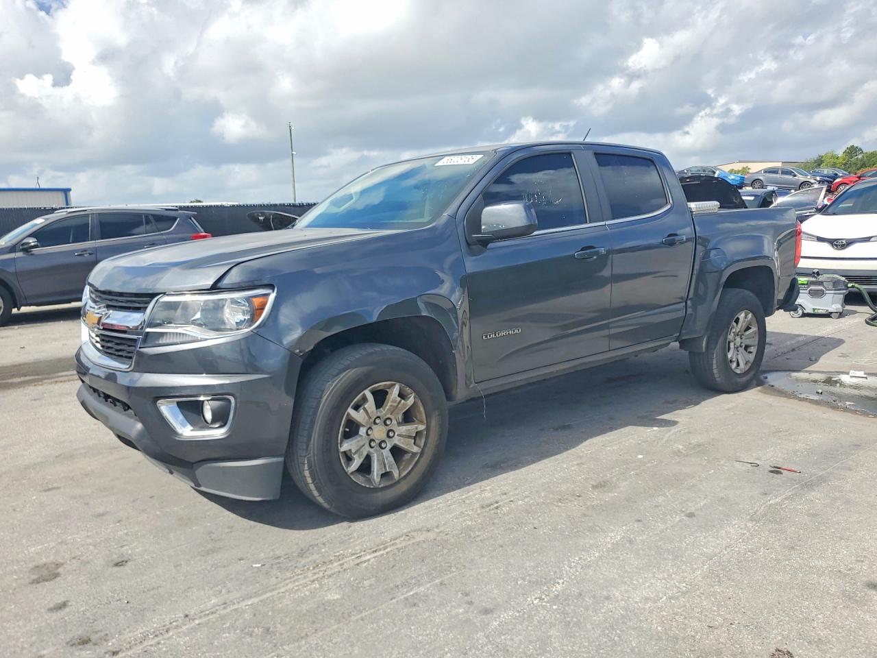 Salvage Chevrolet Colorado Image