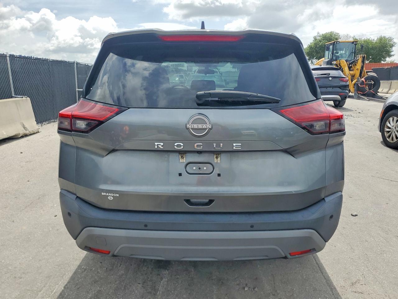 Nissan Rogue S