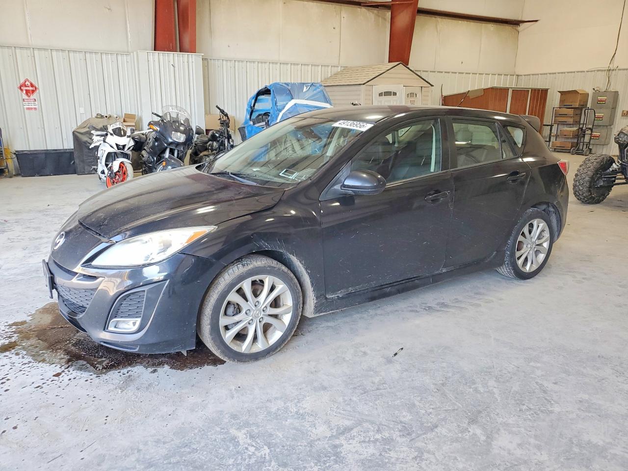 Salvage Mazda Mazda3 Image