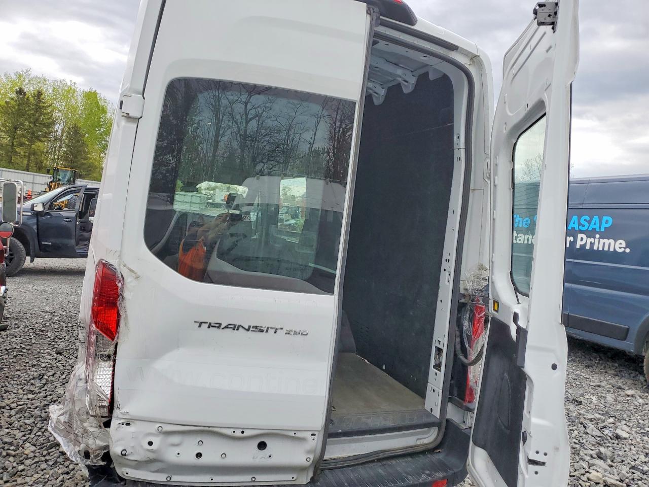 Ford Transit T-250