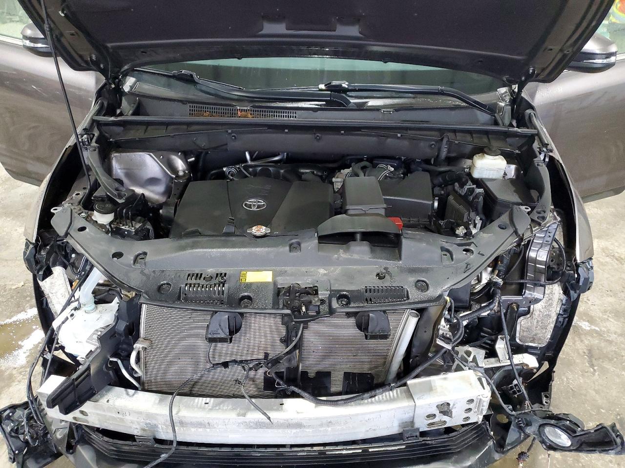 Toyota Highlander Xle