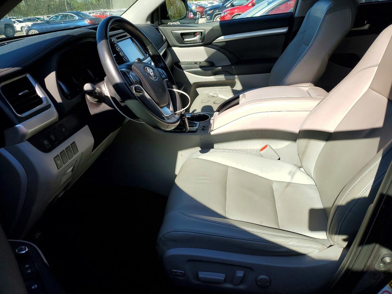 Toyota Highlander Xle