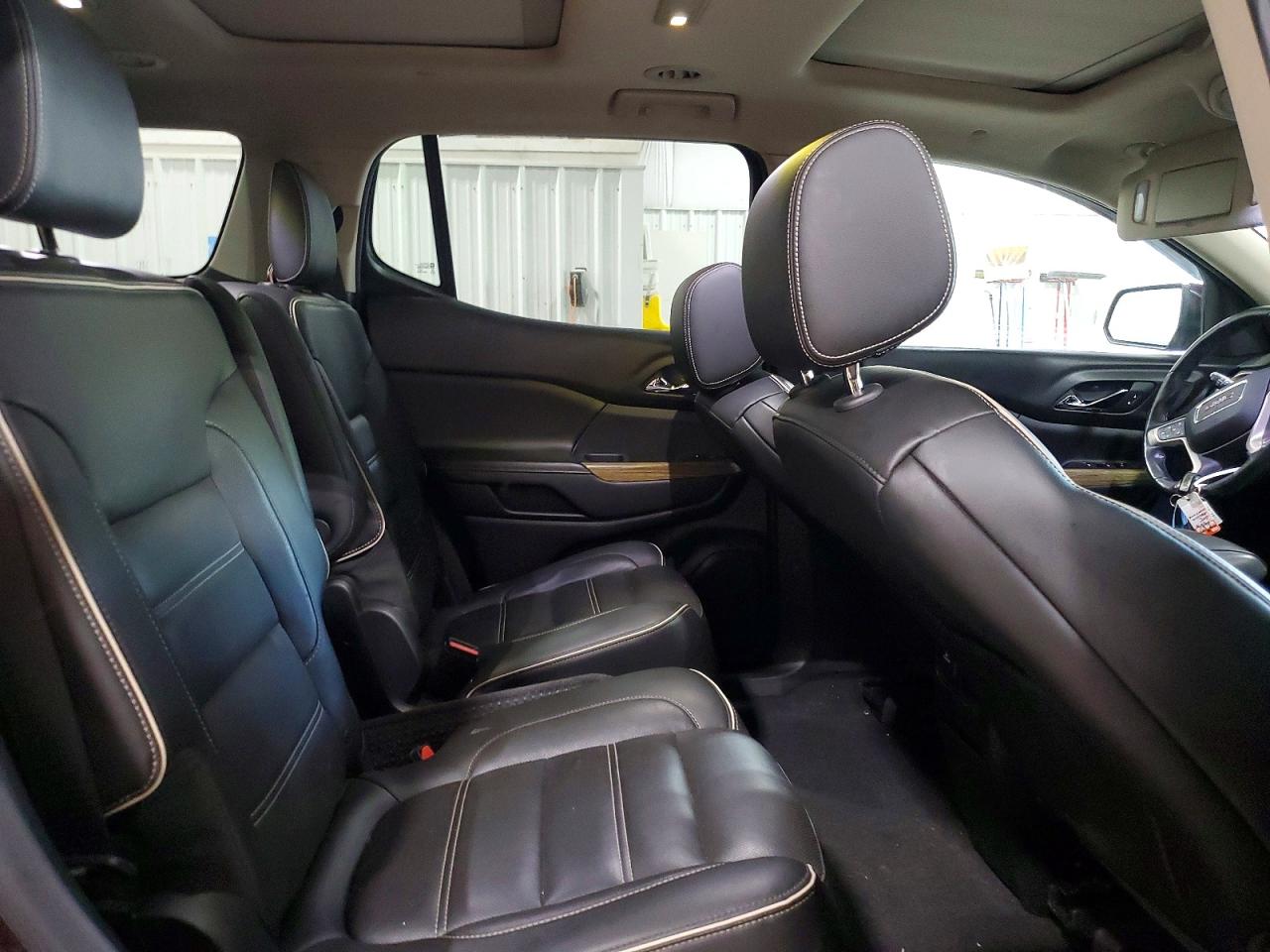 GMC Acadia Denali