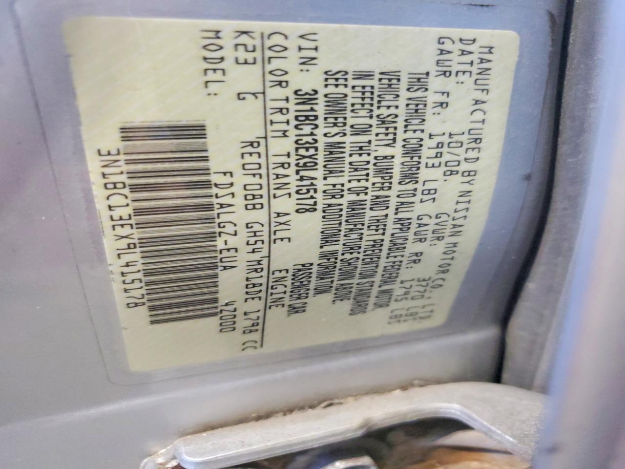 Nissan Versa 1.8 S