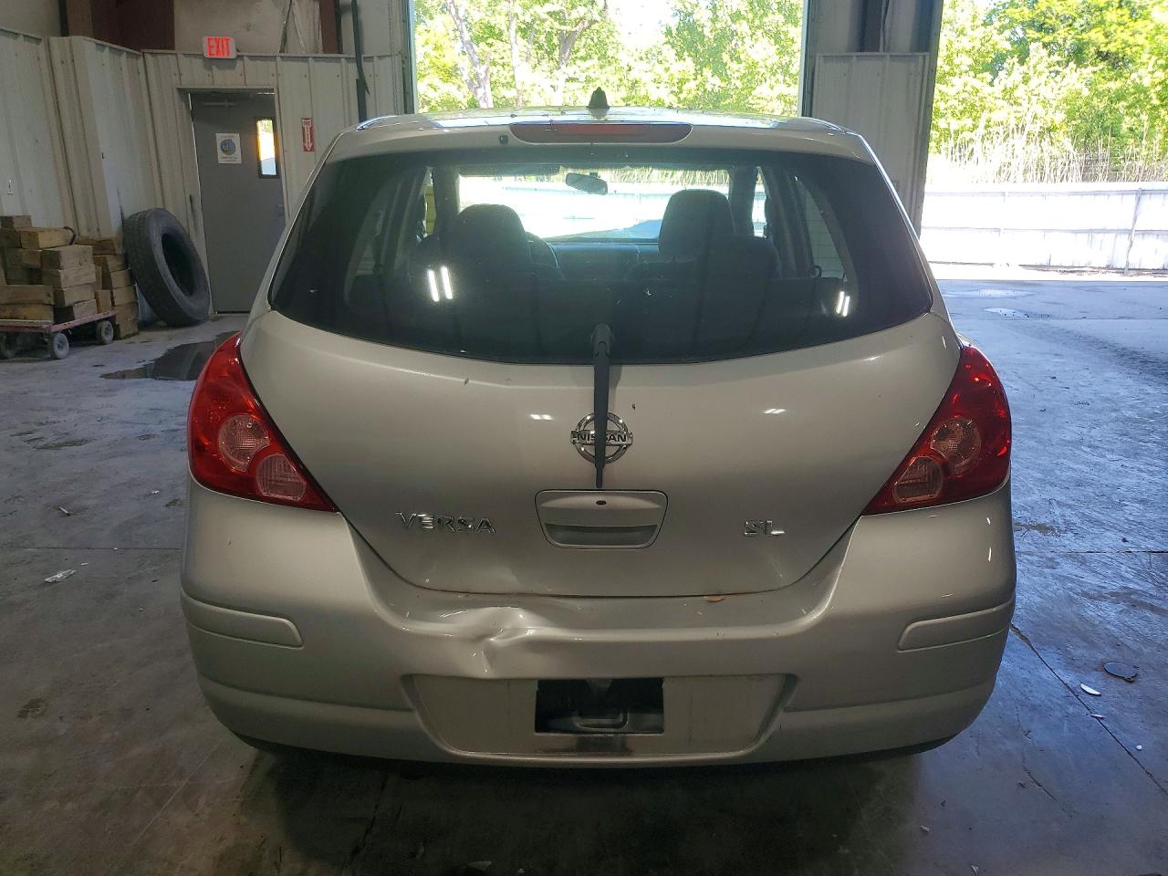 Nissan Versa 1.8 S