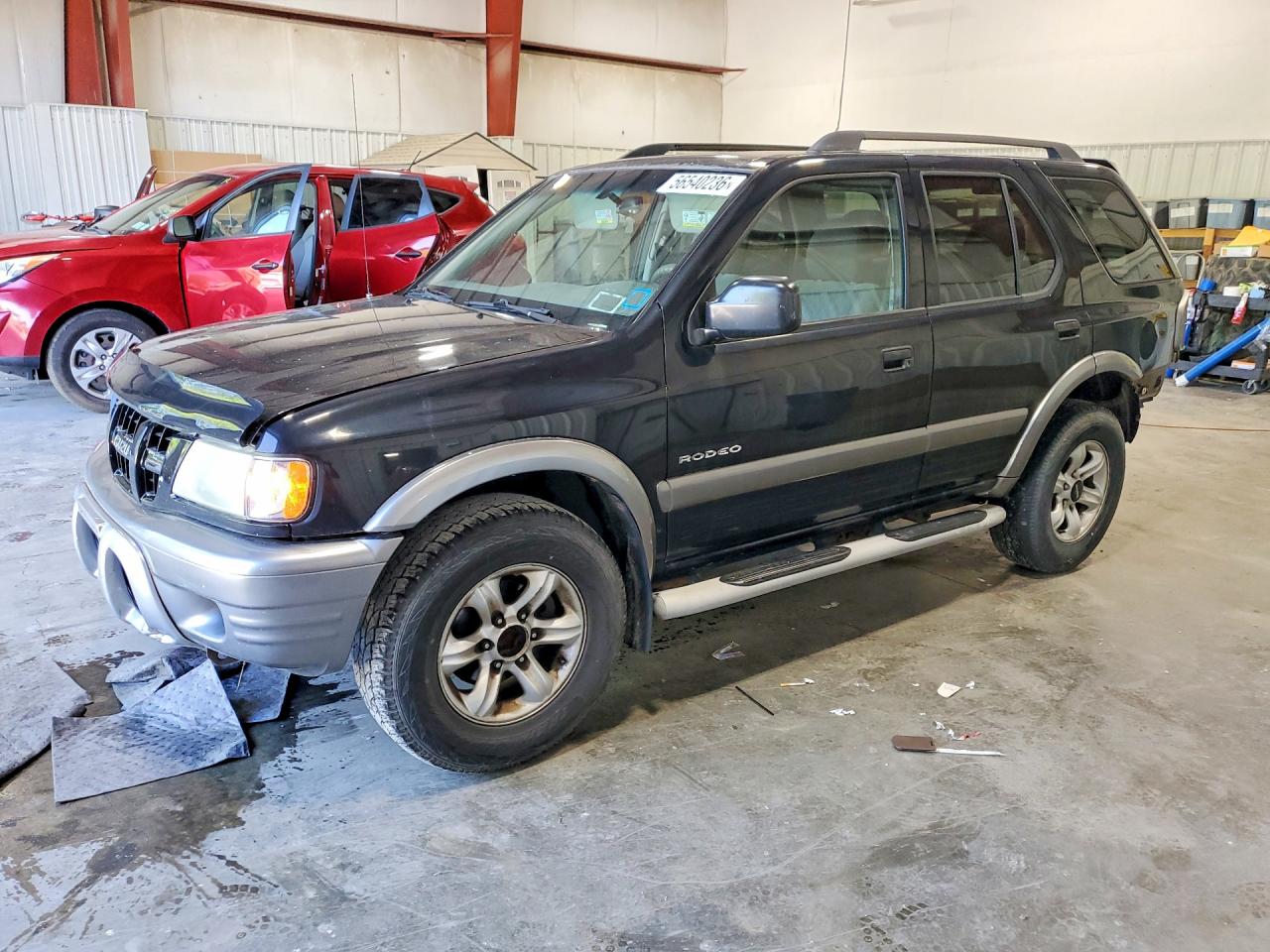 Salvage Isuzu Rodeo Image