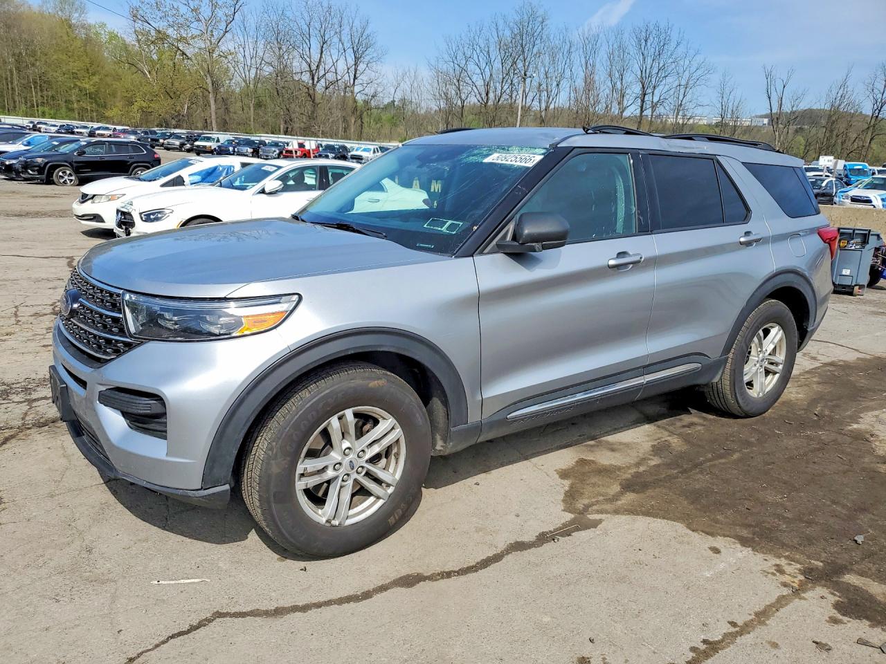 Salvage Ford Explorer Image