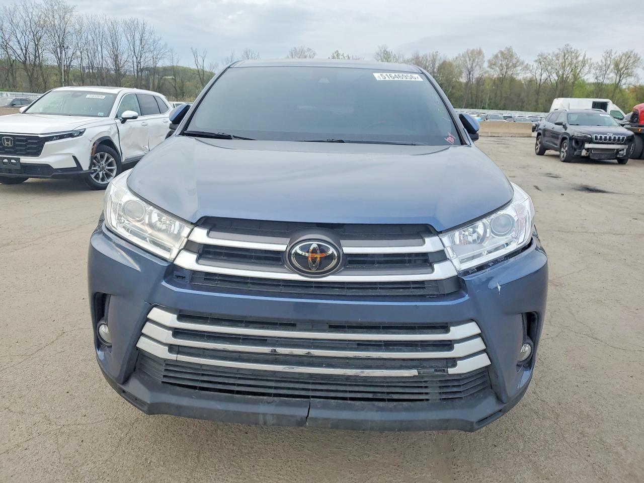 Toyota Highlander Le Plus