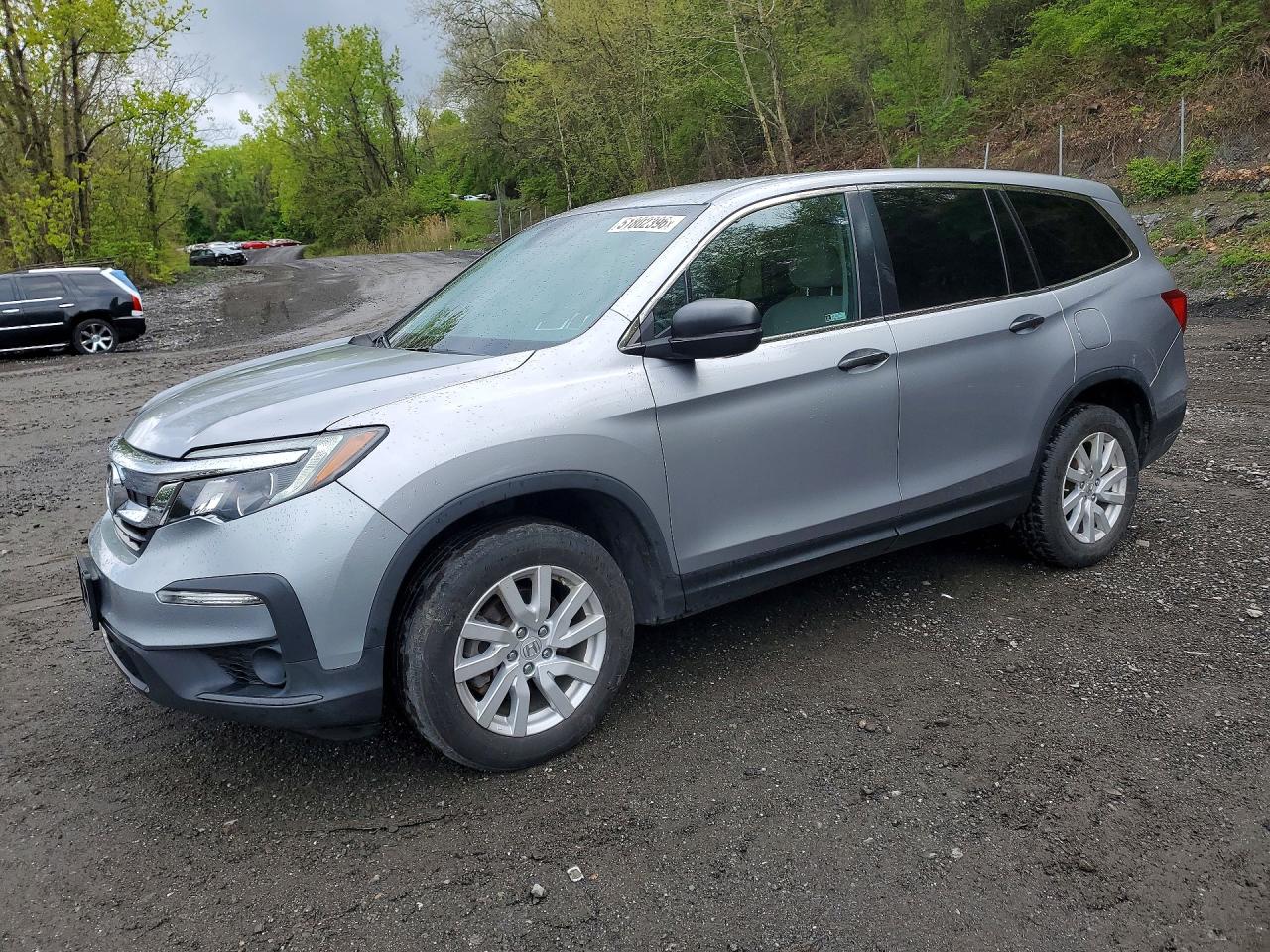 Salvage Honda Pilot Image